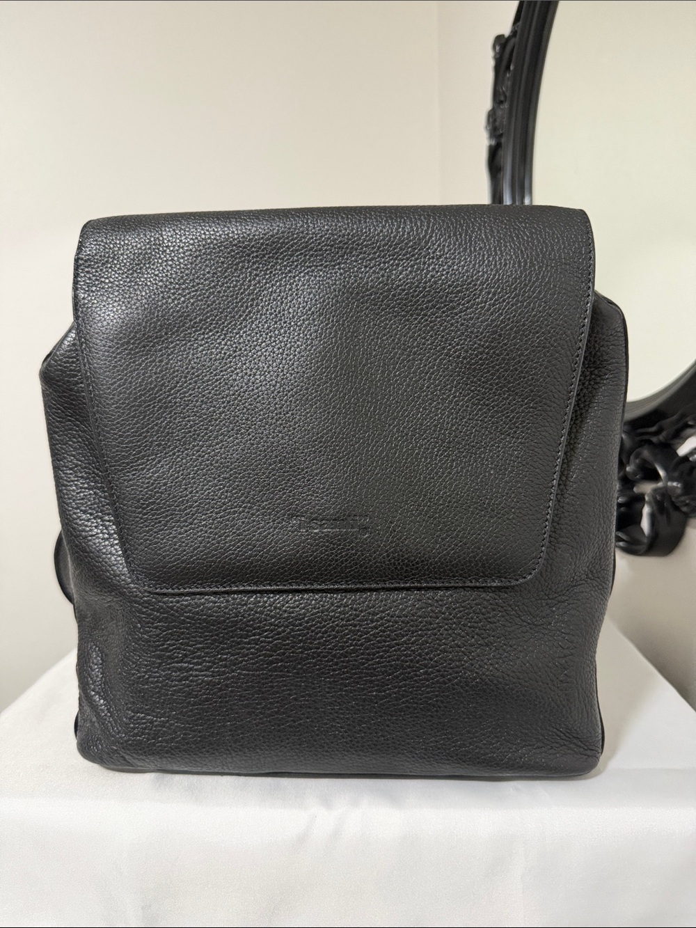 i Santi Black Pebbled Leather Convertible Backpack Crossbody 🎀